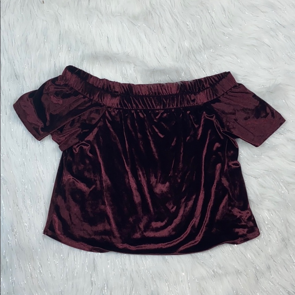 XHILARATION maroon velvet off the shoulders top